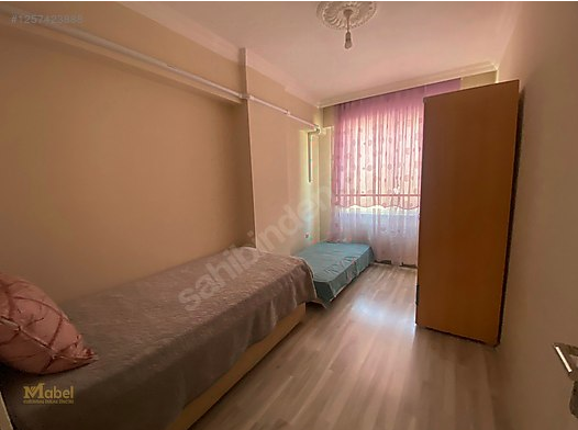 KURTULUŞ SEVGİ CADDESİ ÜZERİ KİRALIK EŞYALI GENİŞ 2+1 DAİRE